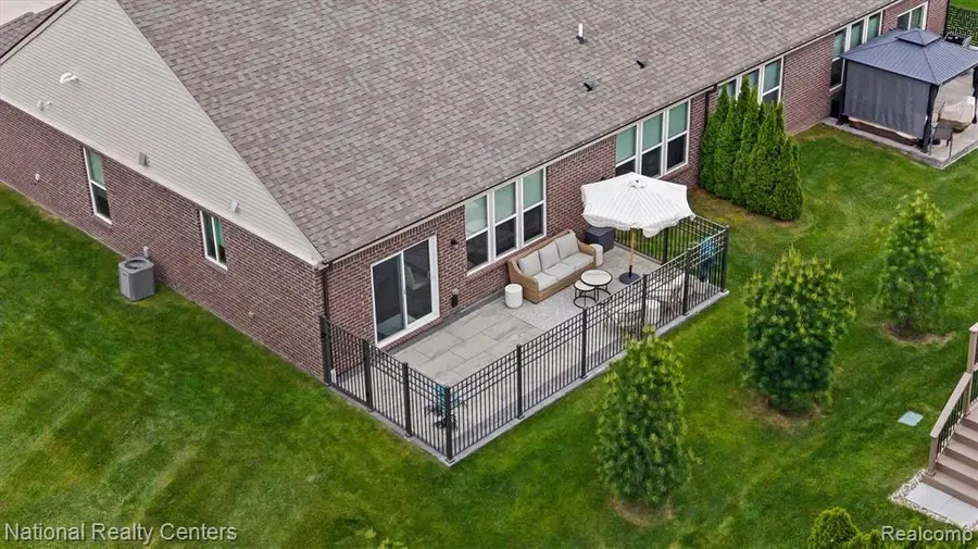 40605 Aster Court, Clinton Township, MI 48036 - #3
