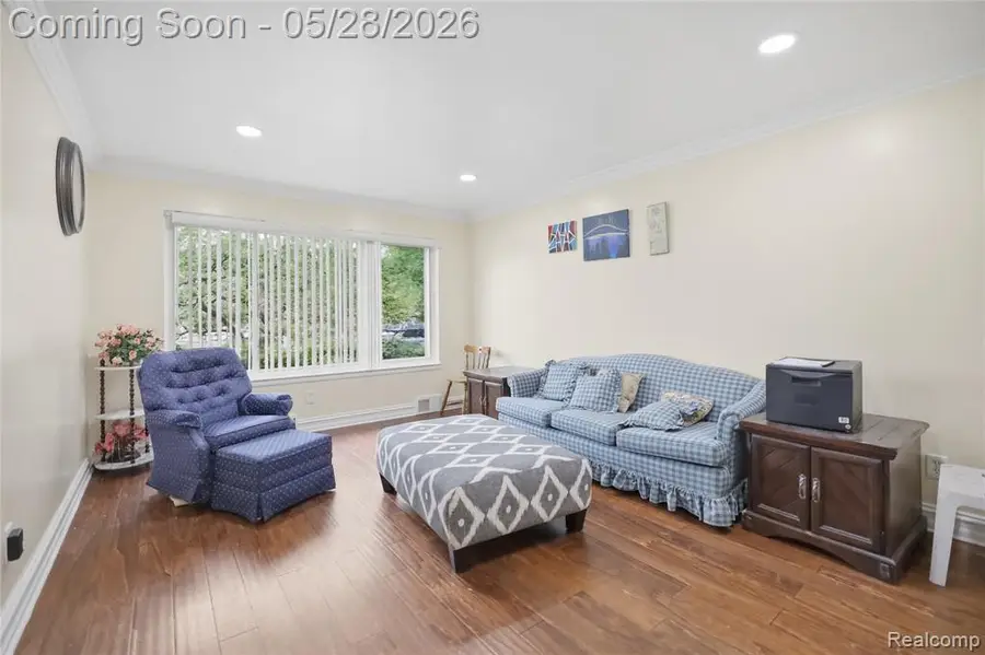 29108 Dover, Warren, MI 48088 - #3
