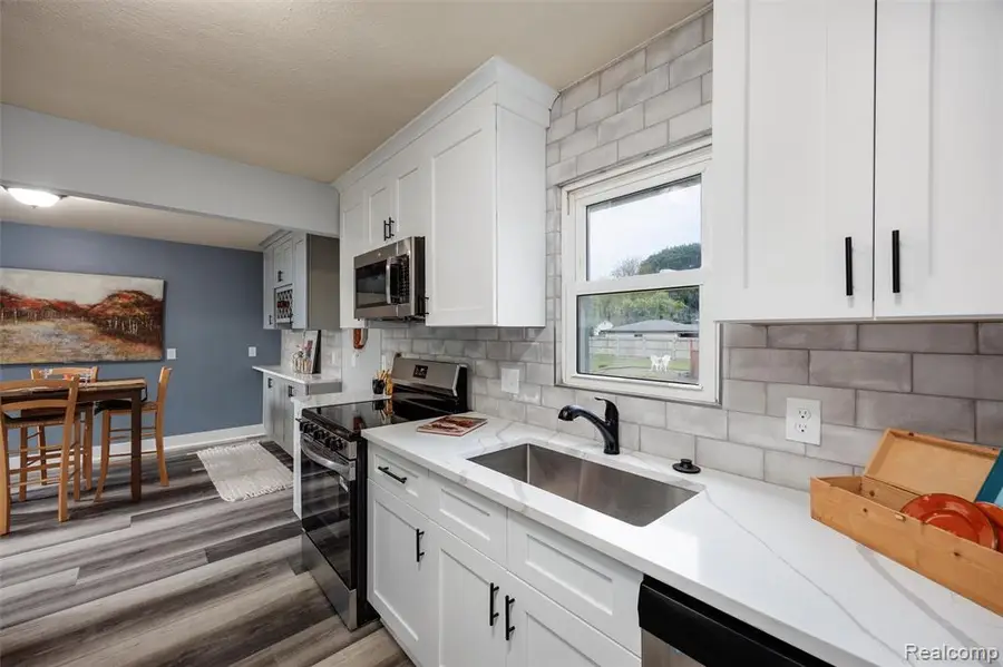 17108 Arlington, Allen Park, MI 48101 - #2