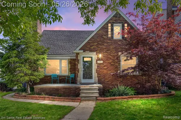 474 Madison, Grosse Pointe, MI 48236