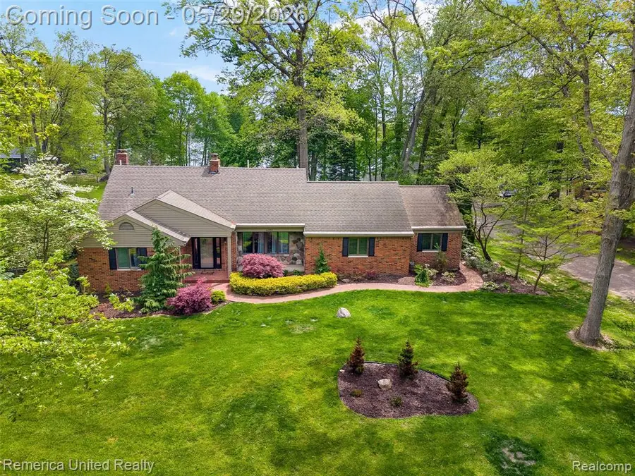4375 Irene, Howell, MI 48843 - #3