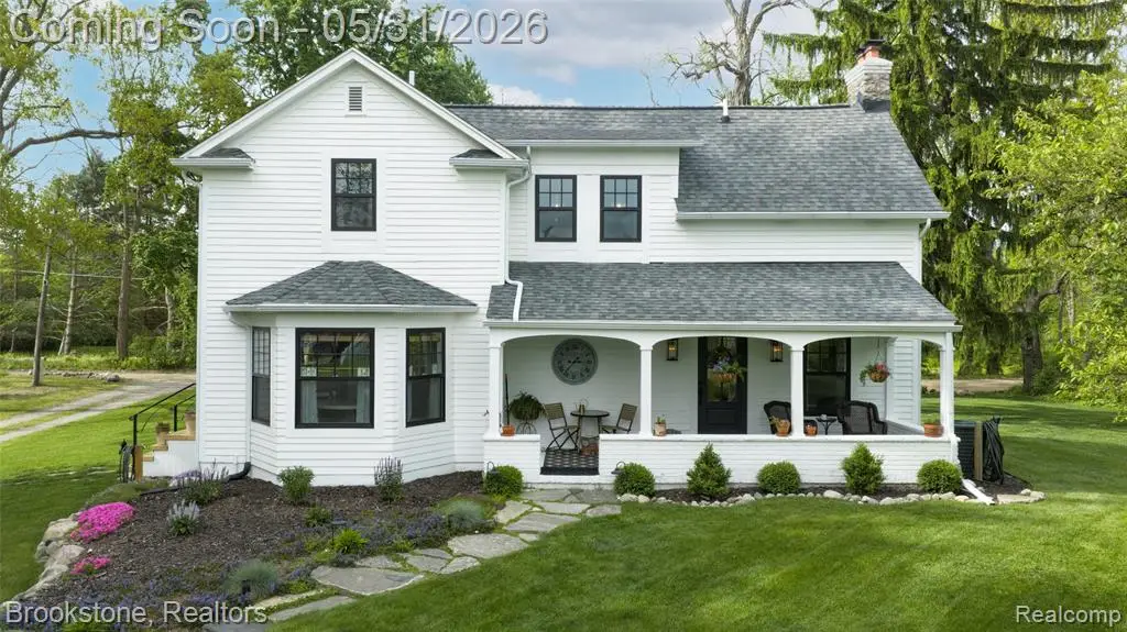 8322 Buckell Lake, Holly, MI 48442 - #1