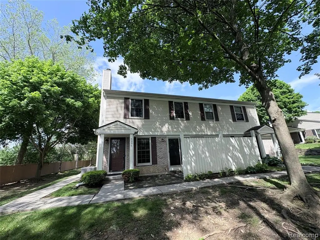7595 Woodview, Waterford, MI 48327 - #1