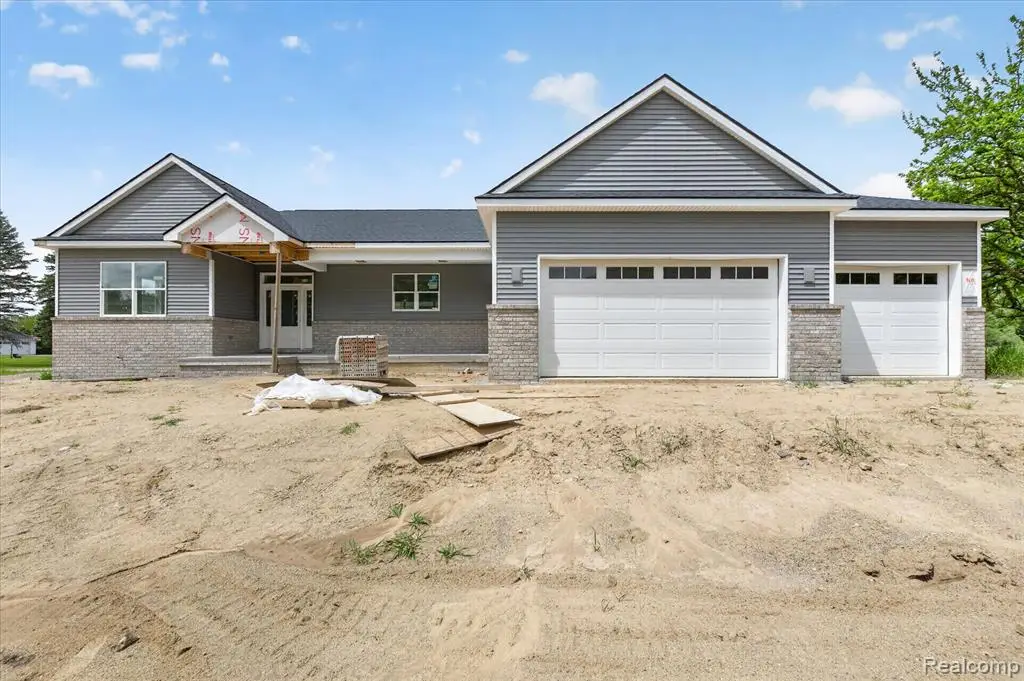 3297 Oak Grove, Howell, MI 48855 - #1