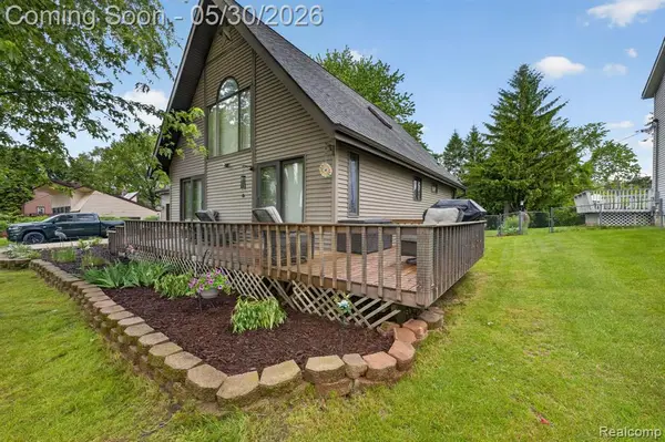 1280 Petts, Fenton, MI 48430