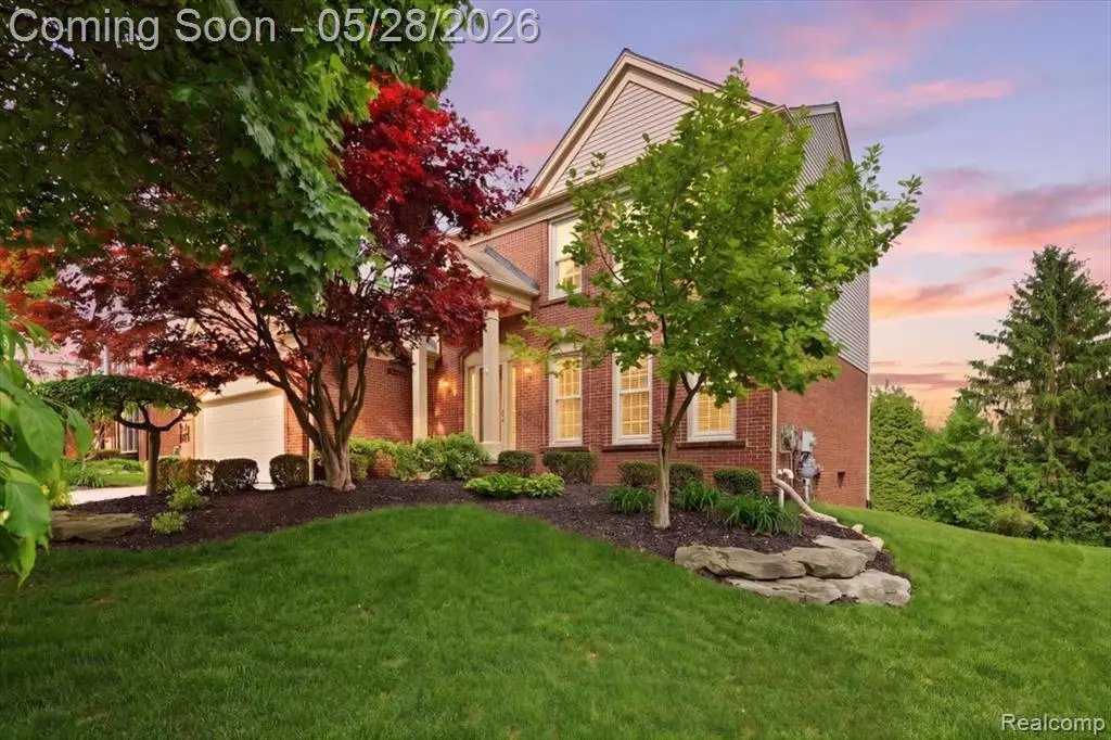 3703 Hidden Forest, Lake Orion, MI 48359 - #1