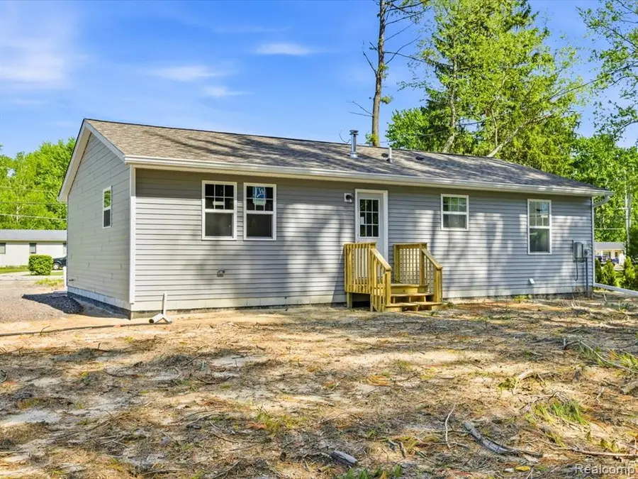 2921 Beach, Port Huron, MI 48060 - #3