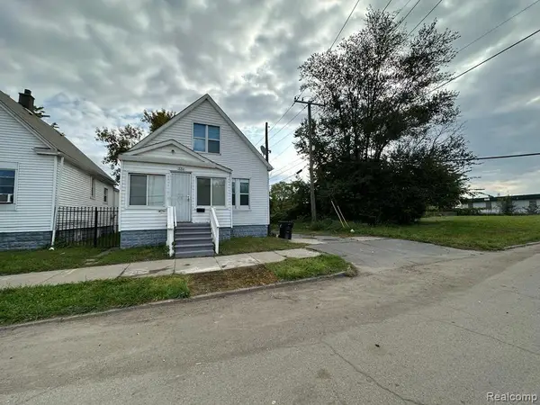334 Cavalry, Detroit, MI 48209