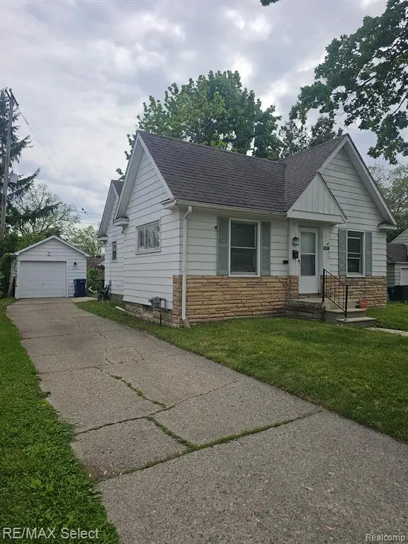 2551 Altoona, Flint, MI 48504