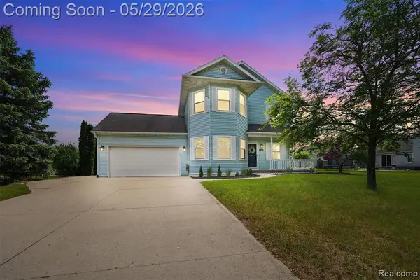 2360 Hickory Circle, Howell, MI 48855