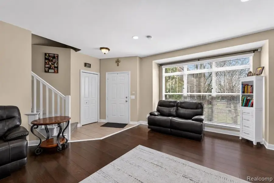 11693 Squiers, Utica, MI 48315 - #3