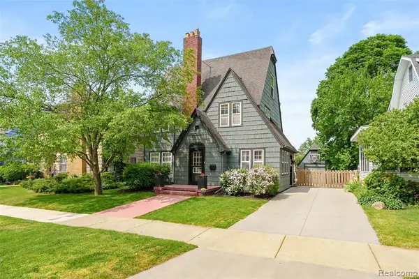 2430 Outlook, Kalamazoo, MI 49001