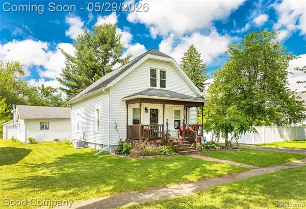 140 W Vesey, Petersburg, MI 49270