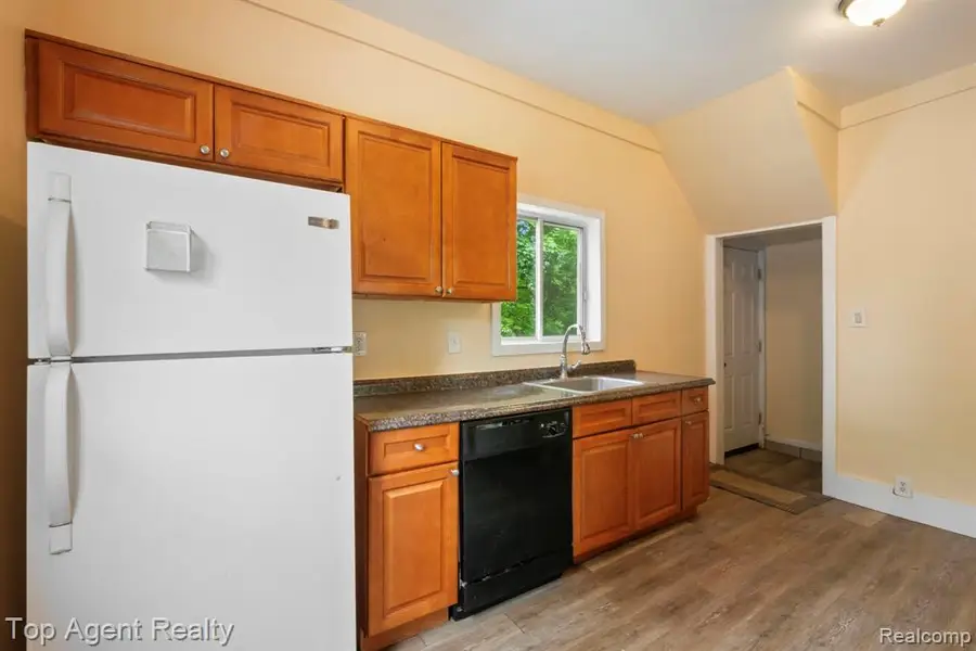50 Henderson, Pontiac, MI 48341 - #2