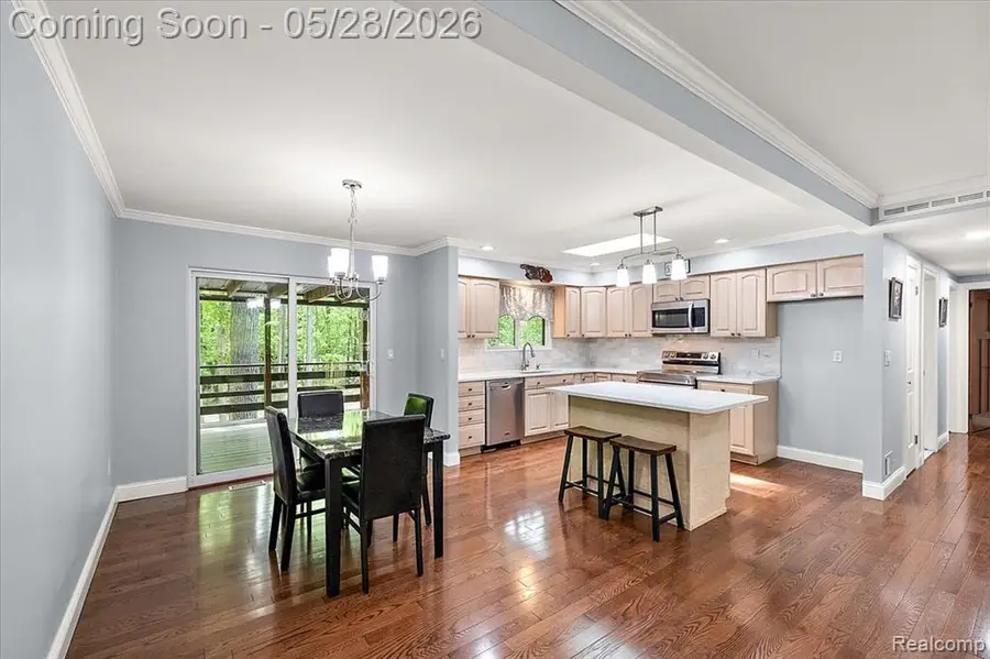 25136 Westmoreland, Farmington Hills, MI 48336 - #3