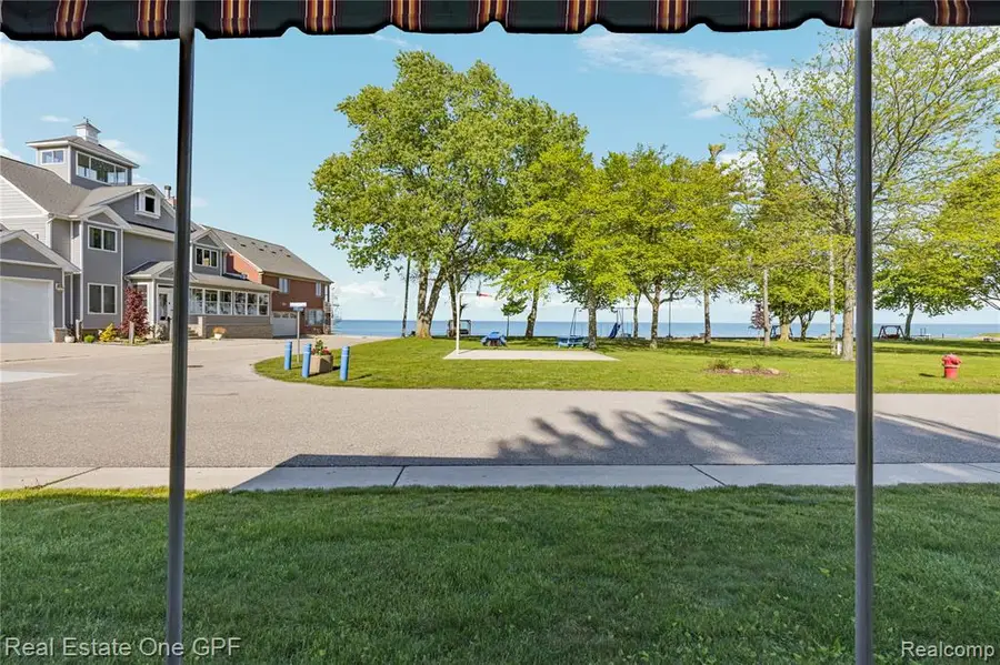 5871 Manor, Fort Gratiot, MI 48059 - #3