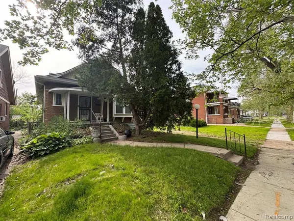 11409 Manor, Detroit, MI 48204