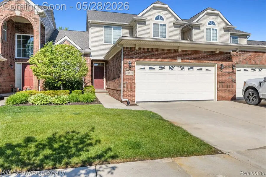 24871 Valleywood #47, South Lyon, MI 48178 - #2
