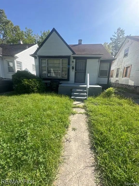 18932 Riverview, Detroit, MI 48219