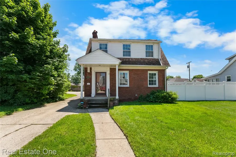 433 Kings, Wyandotte, MI 48192 - #2