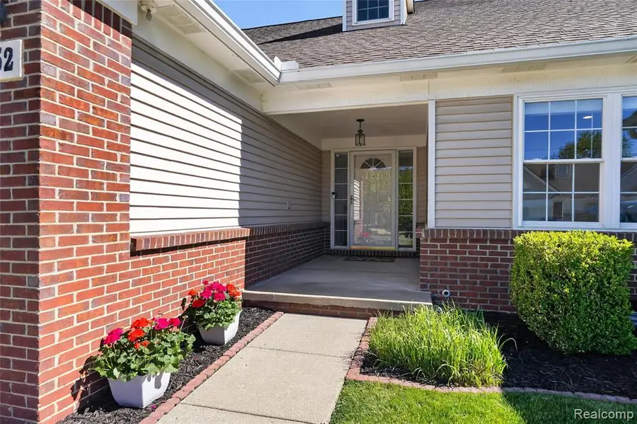 6652 Cortland #1, Brighton, MI 48114 - #3