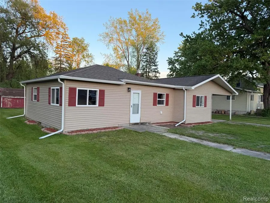 103 Andre, Frankenlust, MI 48706 - #2