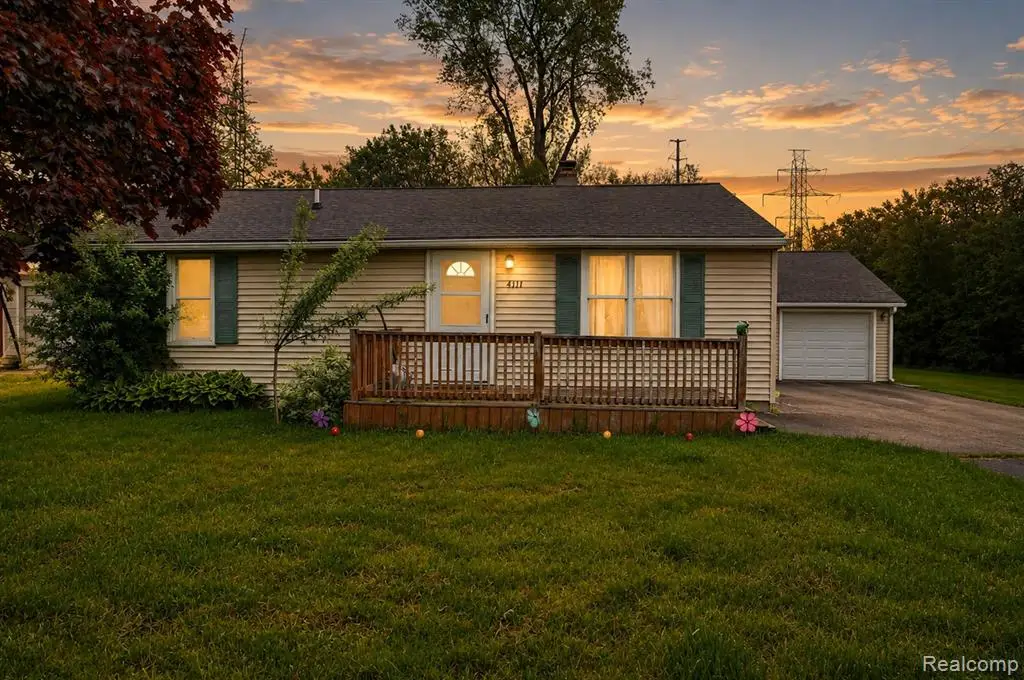 4111 Risedorph, Burton, MI 48509 - #1