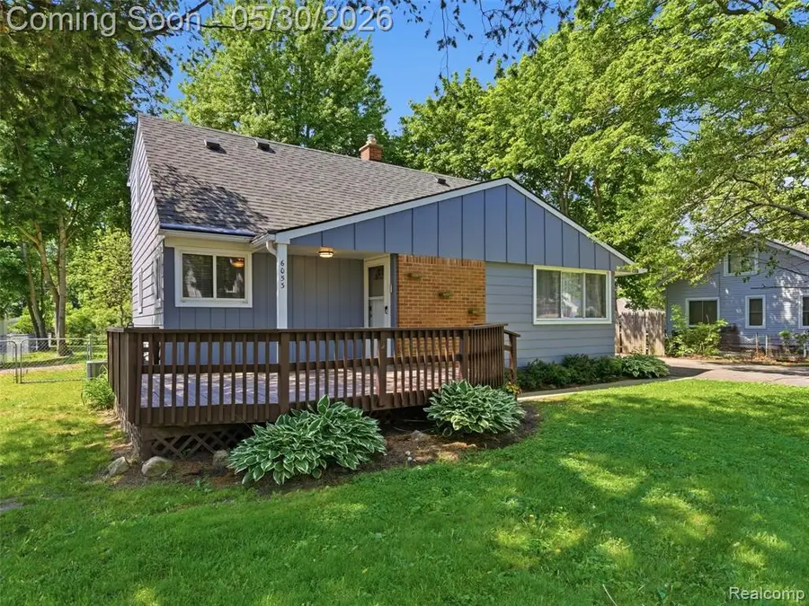 6053 Van Syckle, Waterford, MI 48329 - #3