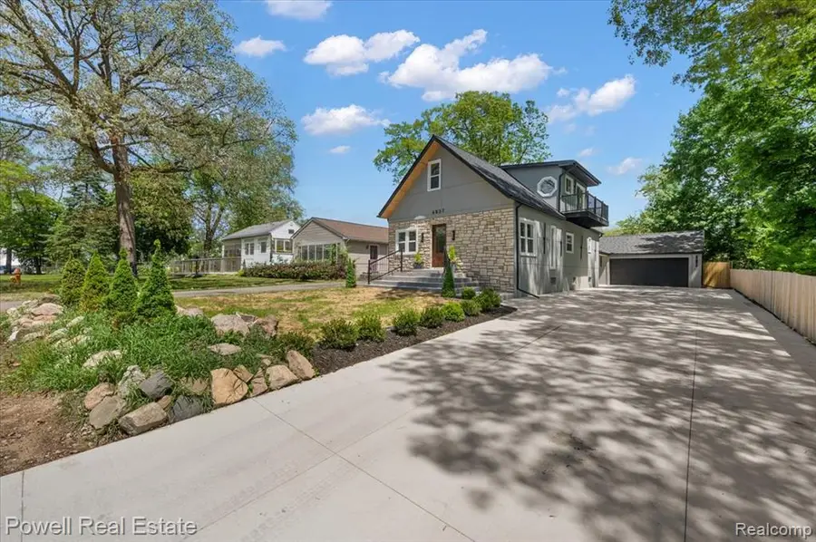 6837 Hatchery, Waterford, MI 48327 - #2