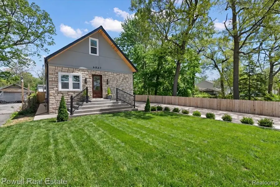 6837 Hatchery, Waterford, MI 48327 - #3