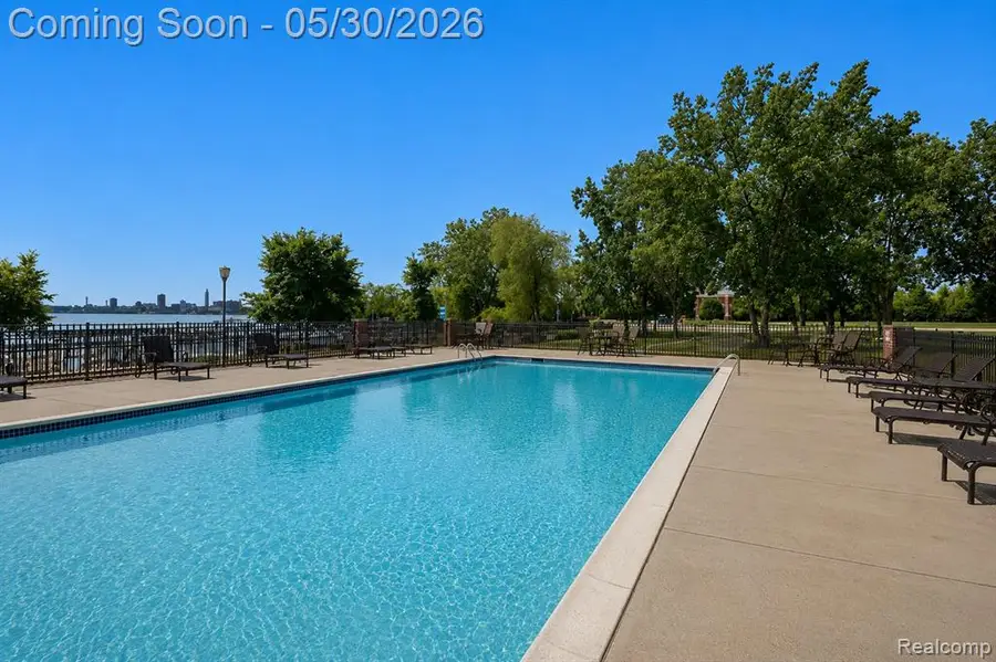 250 E Harbortown #205, Detroit, MI 48207 - #3