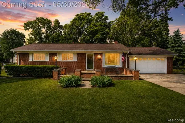 36900 Ferndale, Romulus, MI 48174