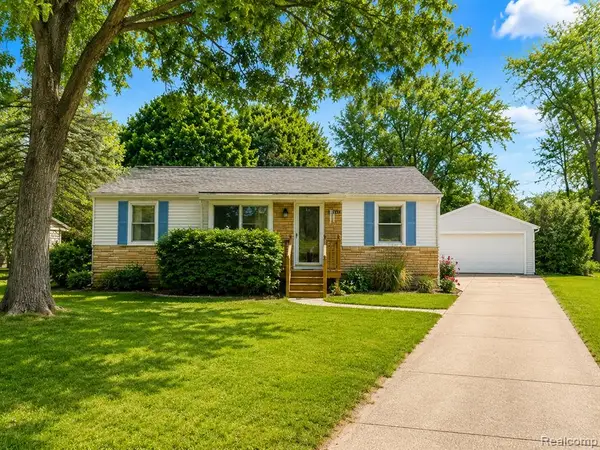 1147 Jay, Waterford, MI 48327