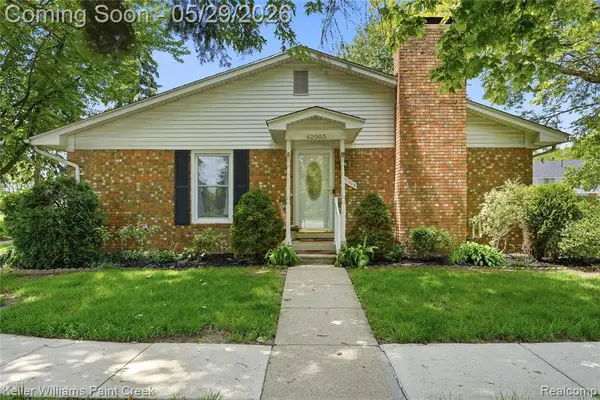 42003 Toddmark, Clinton Township, MI 48038