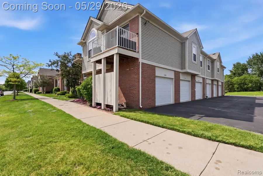 2287 Leighton, Utica, MI 48317 - #3