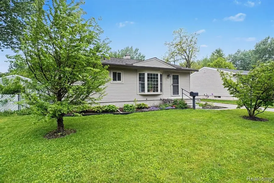 1275 1st, Lapeer, MI 48446 - #3
