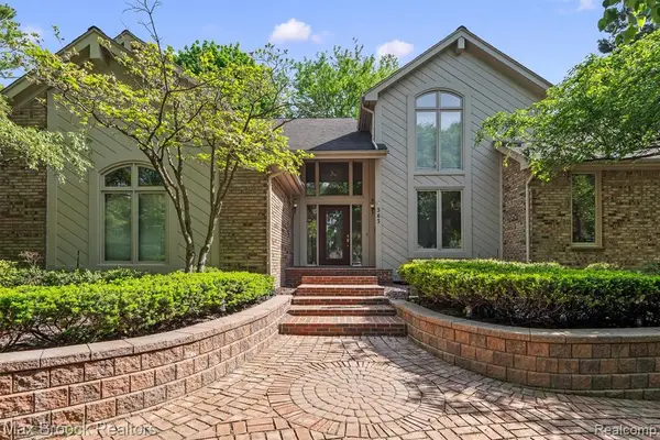 363 Sycamore, Bloomfield Hills, MI 48302