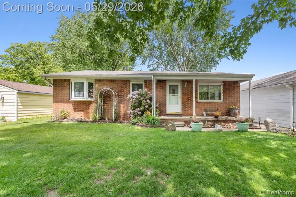 588 Illinois, Howell, MI 48843 - #1