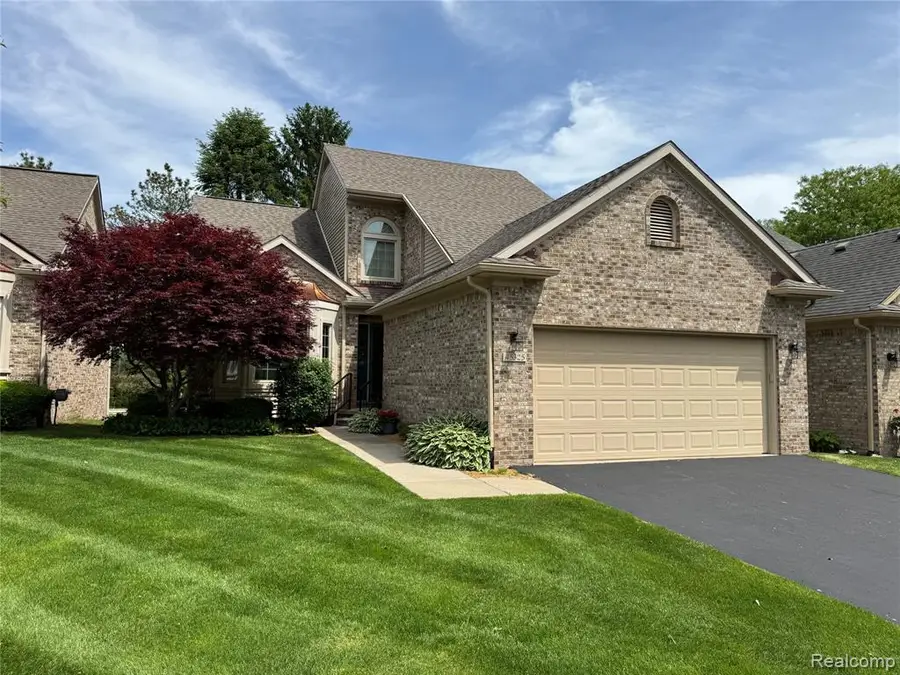 45325 Stonehedge, Plymouth, MI 48170 - #2