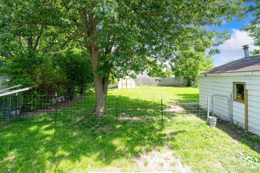 2109 Deerfield, Flint, MI 48532 - #2