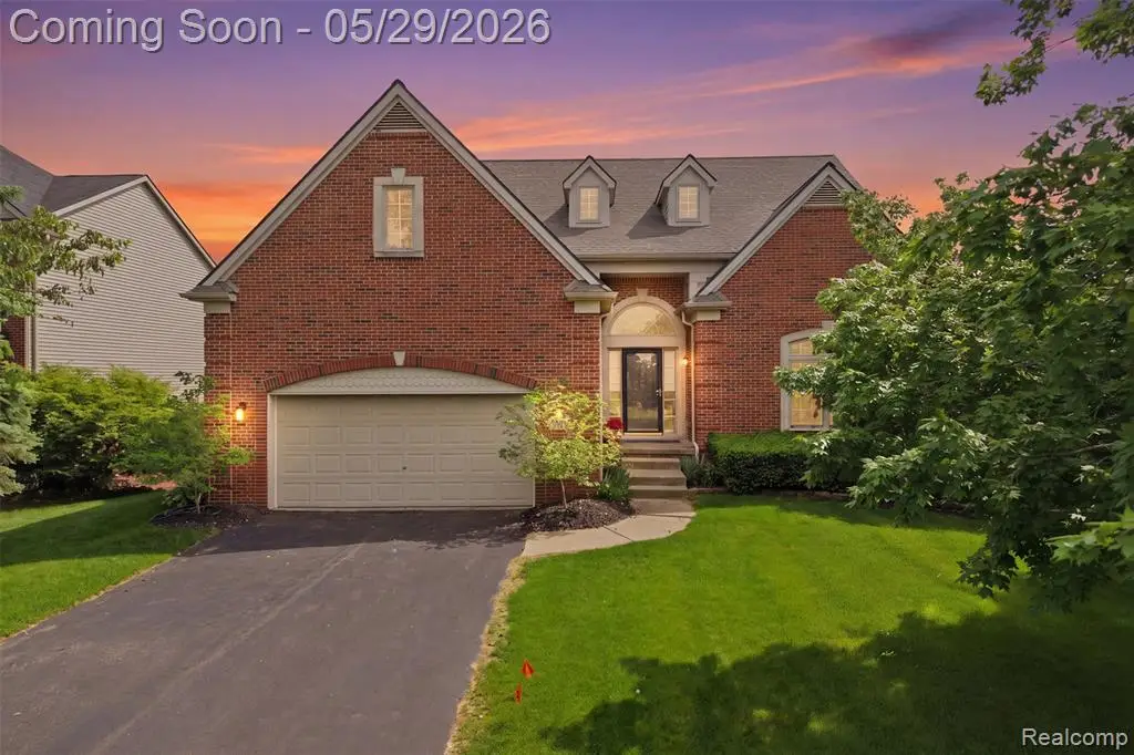 735 Kentbrook, Commerce Township, MI 48382 - #1