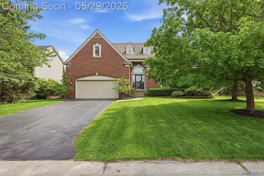 735 Kentbrook, Commerce Township, MI 48382 - #2