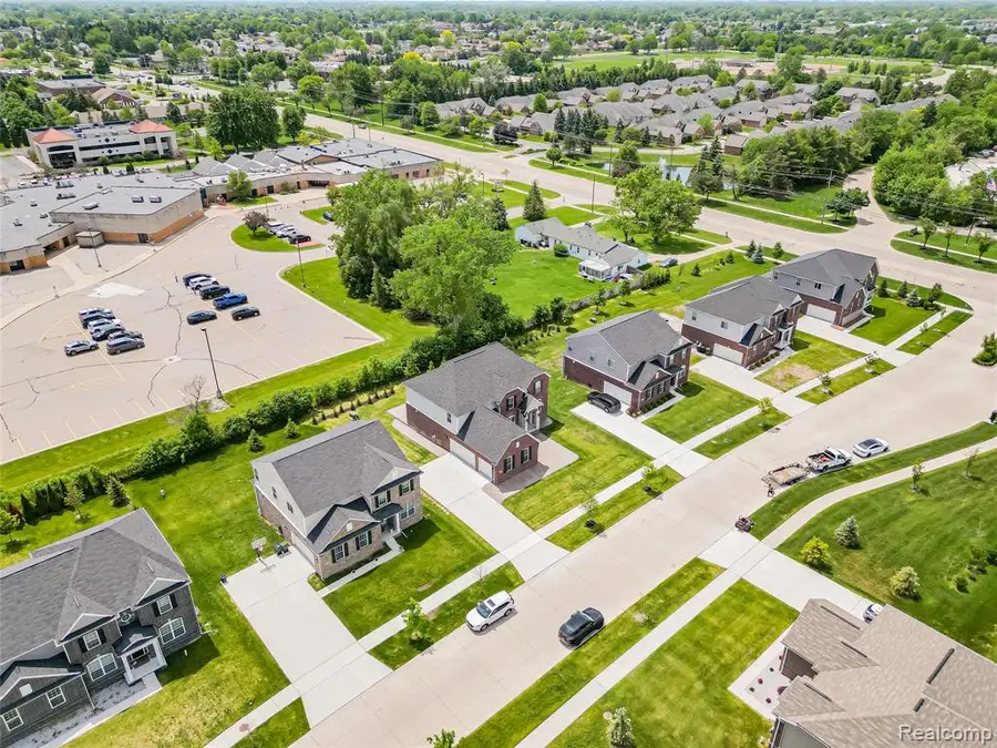 4054 Jayden, Sterling Heights, MI 48314 - #3