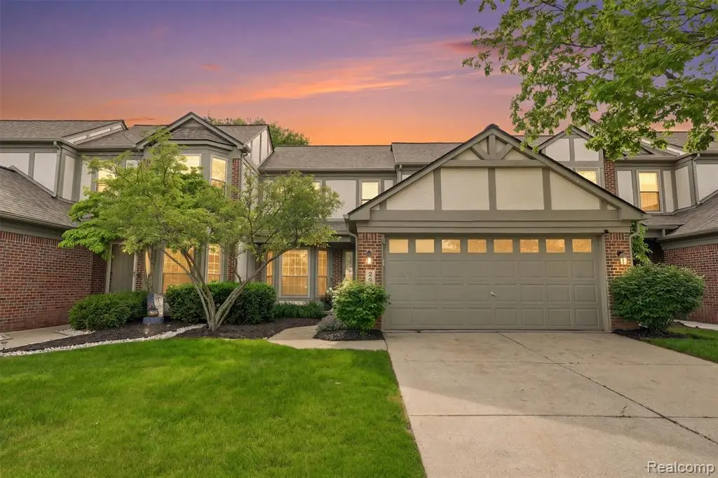 2216 Lone Wolf #138, Canton, MI 48188 - #1