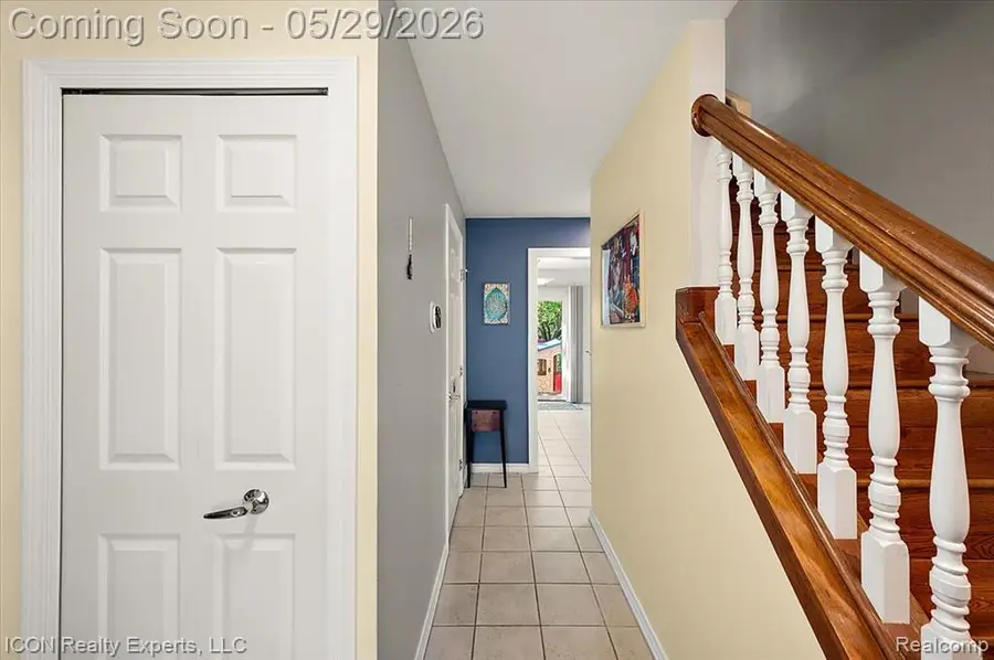 44831 Huntington, Novi, MI 48375 - #2
