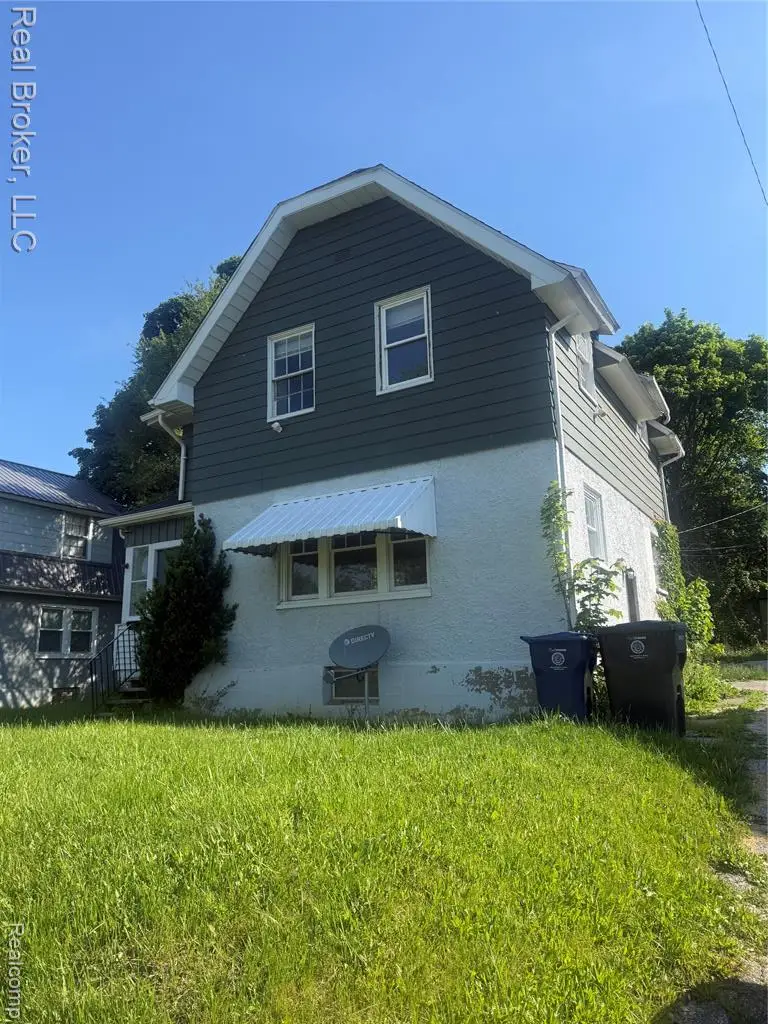 958 N Chevrolet, Flint, MI 48504 - #2