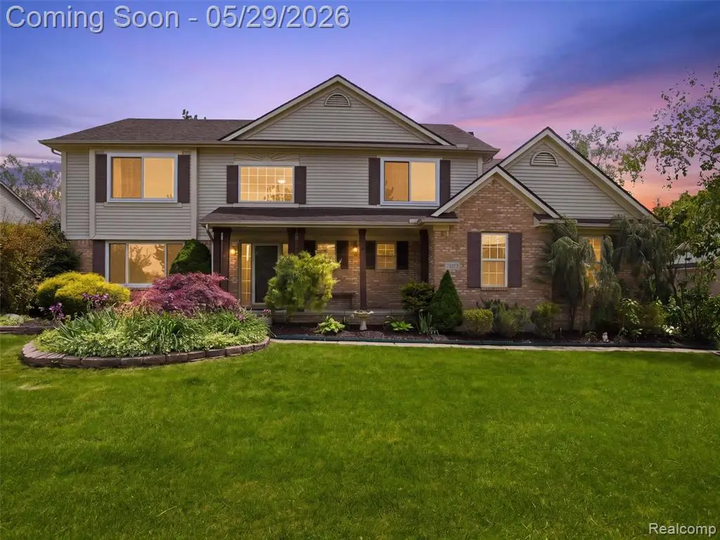 47525 River Woods, Canton, MI 48188 - #1