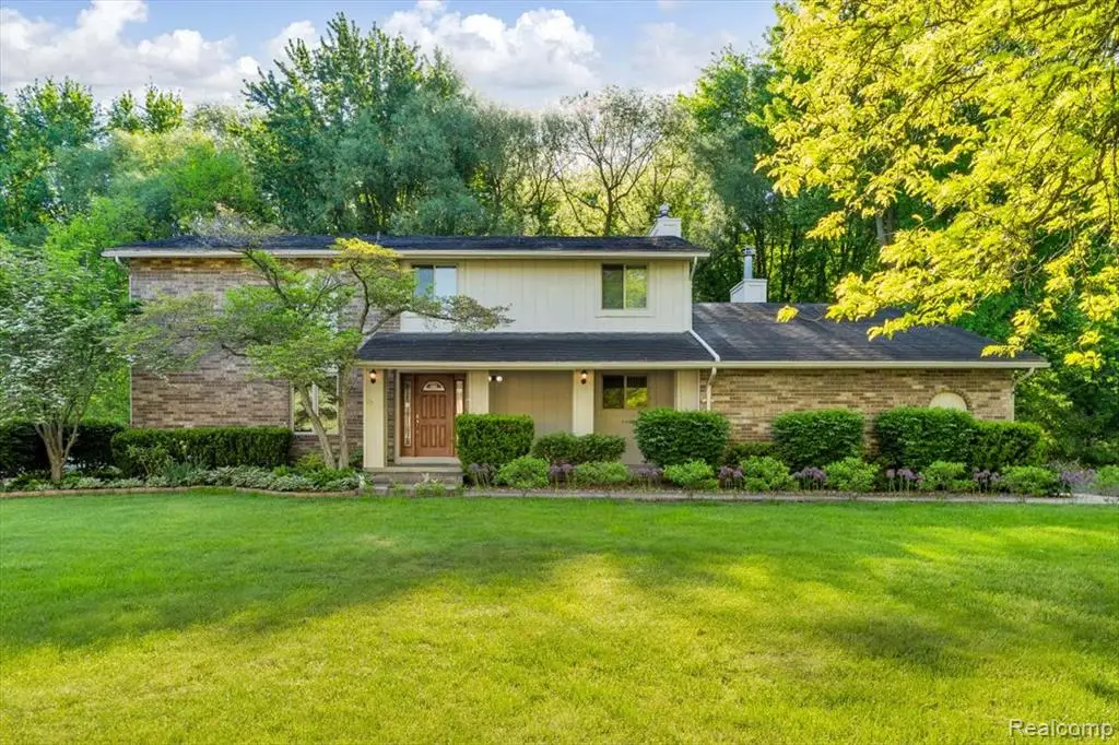29100 Creek Bend, Farmington, MI 48331 - #1