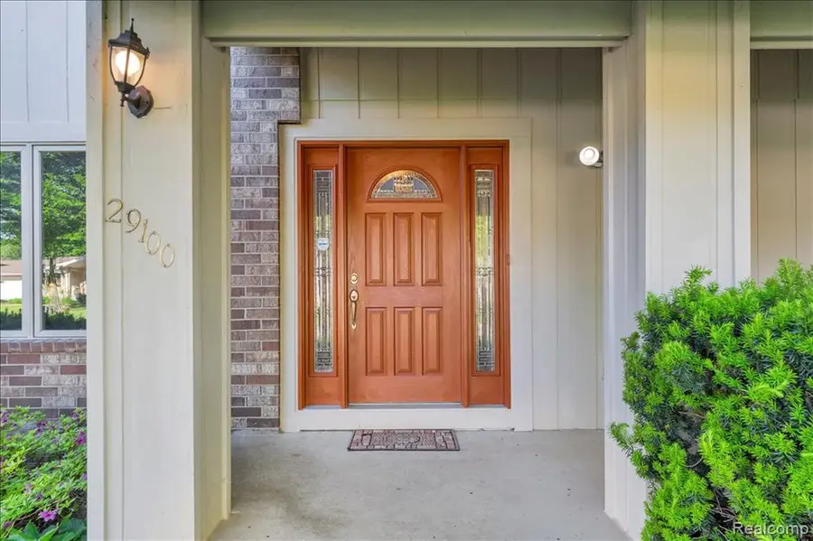 29100 Creek Bend, Farmington, MI 48331 - #3