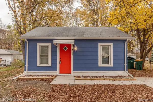 27620 Newcastle, Romulus, MI 48174